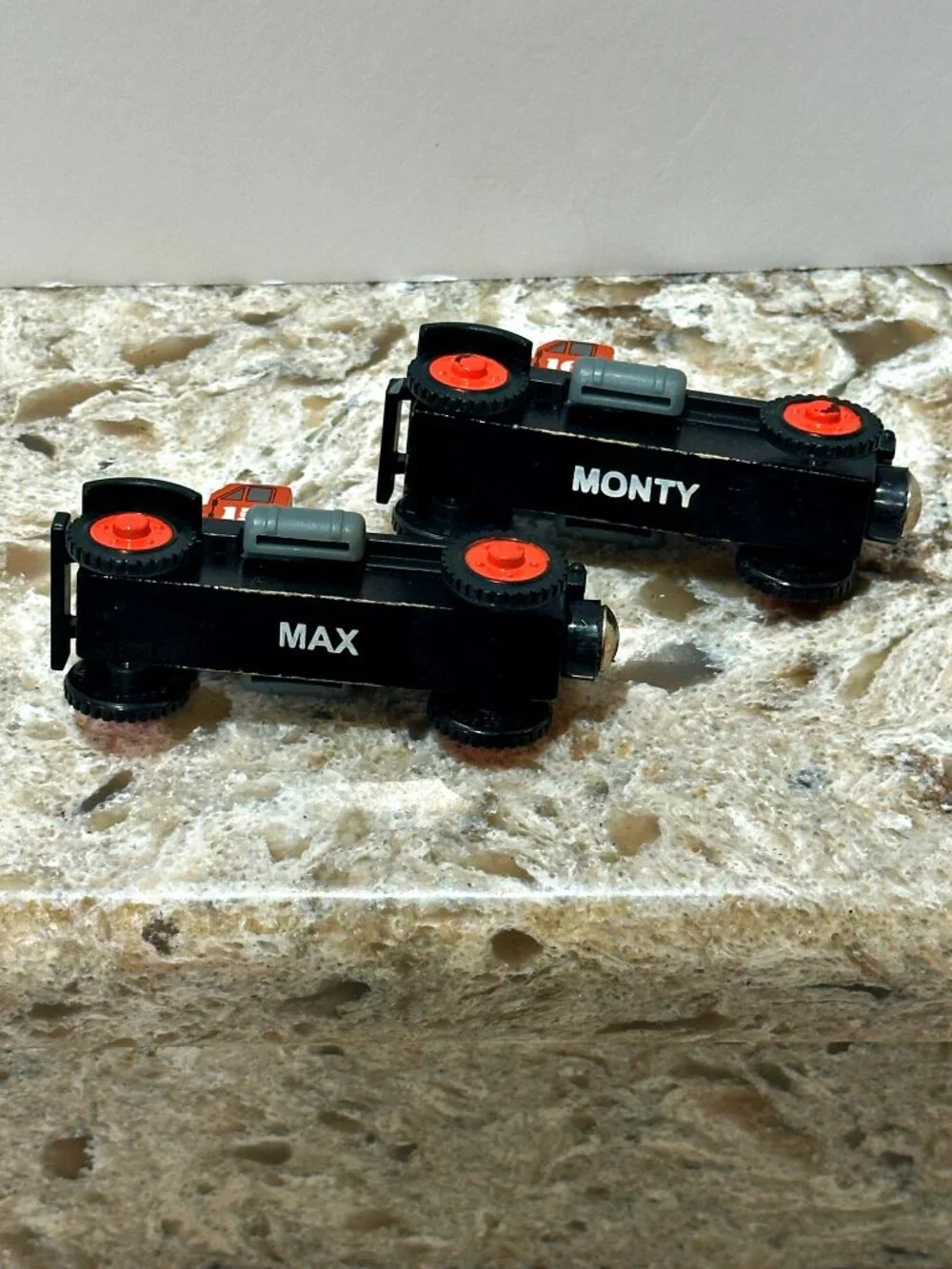 Thomas & Friends Wooden Railway Max & Monty 15 16 Twin Dump Trucks Incomplete